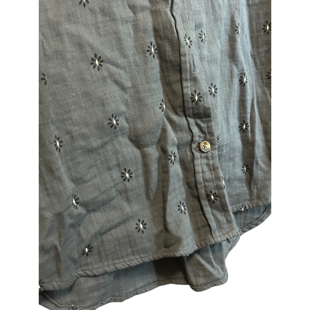 SONOMA Goods for Life Womens Gray Embroidered Button Up Shirt Top Size Medium - Picture 5 of 6